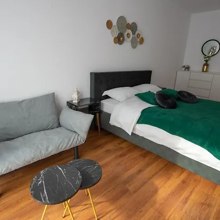 Apartmán Coresi Vibe *